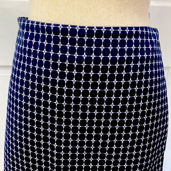 Adrianna Papell pencil skirt - Picture 3 of 12